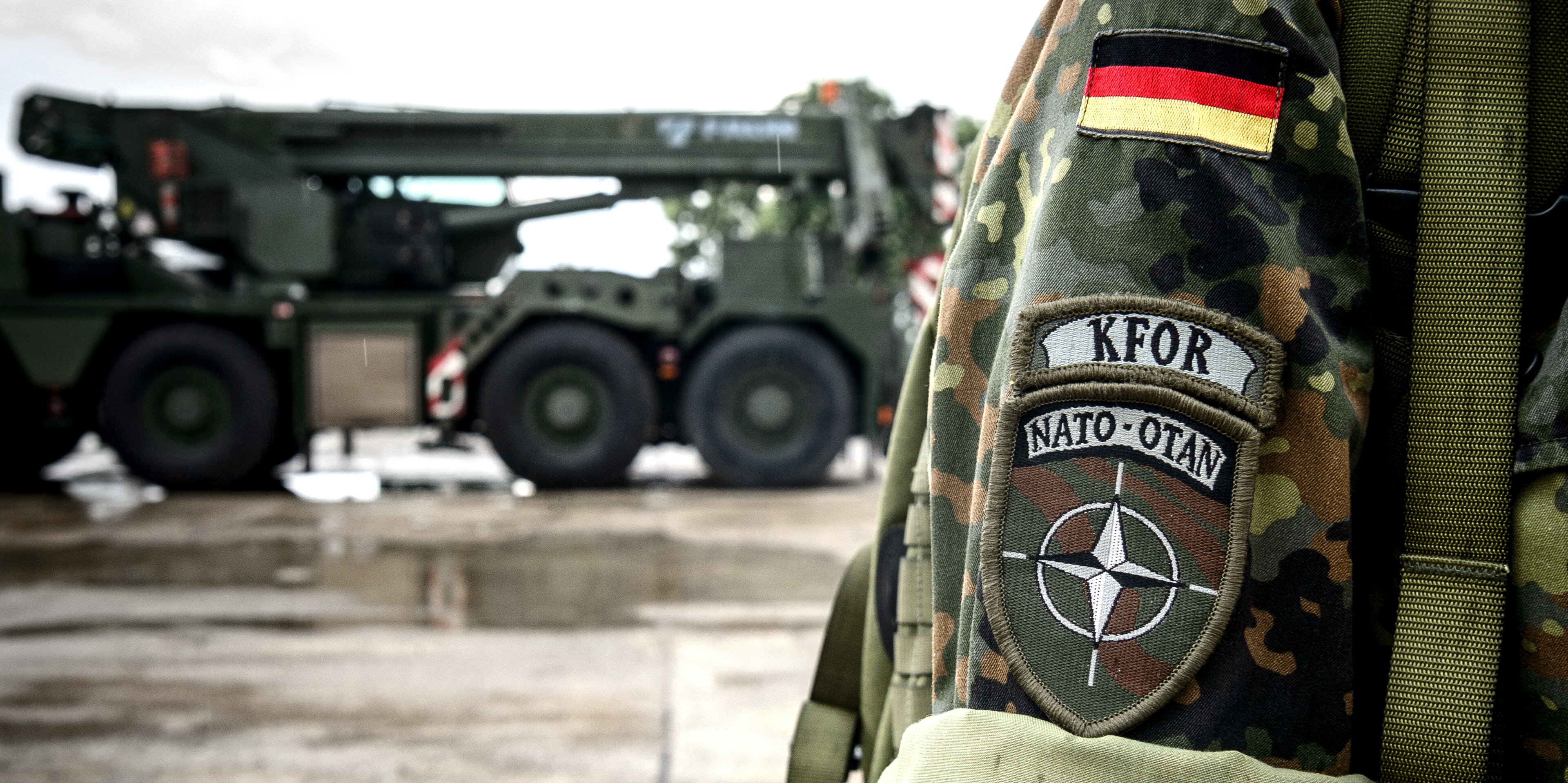 Kfor что это. Миротворцы Косово KFOR. НАТО KFOR. KFOR Bundeswehr 1995 Косово. Контингент KFOR.