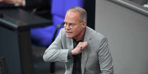 Matthias Miersch (SPD) spricht während einer Debatte im Deutschen Bundestag.