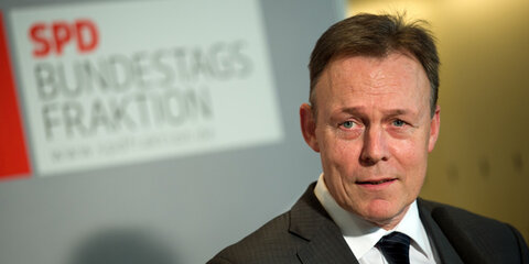 Thomas Oppermann bei Pressestatement