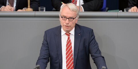 Bernhard Daldrup, MdB, am Rednerpult