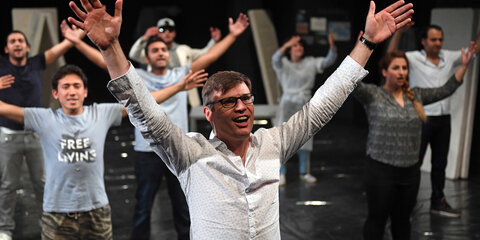 Flüchtlinge bei einem Theaterprojekt