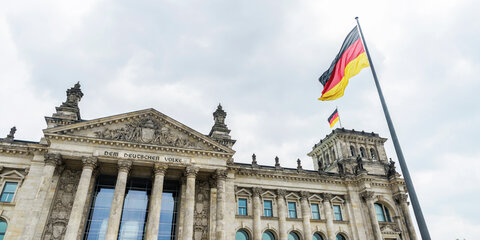Das Reichstagsgebäude, Sitz des Deutschen Bundestages, in Berlin.