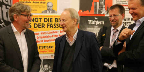 Die Arbeitsgruppe Kultur und Medien besucht mit Klaus Staeck die Ausstellung "Kunst für alle"