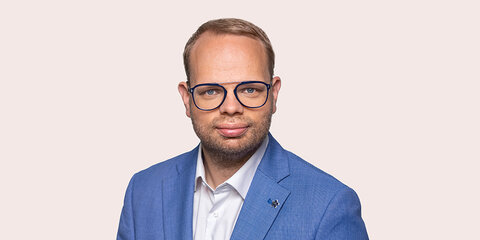 Porträt von Helge Lindh