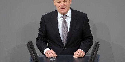 Olaf Scholz sprich im Plenum
