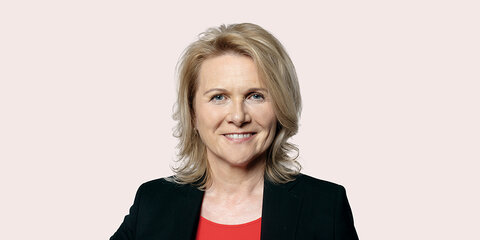 Porträt von Sabine Poschmann