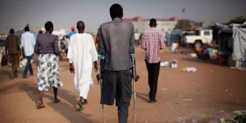 Menschen in einem Flüchtlingslager im Südsudan