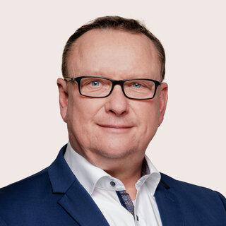 Porträt von Uwe Schmidt