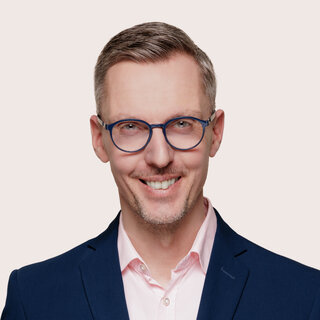 Porträt von Prof. Dr. Lars Castellucci