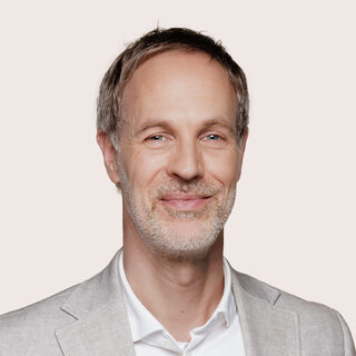 Porträt von Sebastian Fiedler