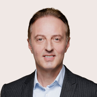 Porträt von Macit Karaahmetoğlu
