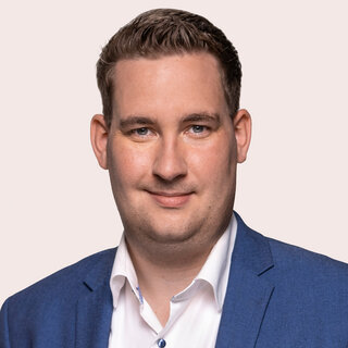 Porträt von Brian Nickholz