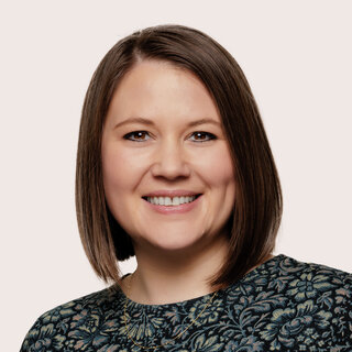 Porträt von Dr. Carolin Wagner