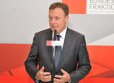 Thomas Oppermann beim Pressestatement