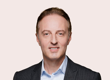 Porträt von Macit Karaahmetoğlu