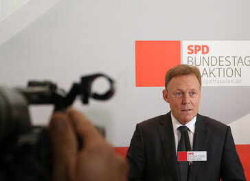 Thomas Oppermann beim Pressestatement